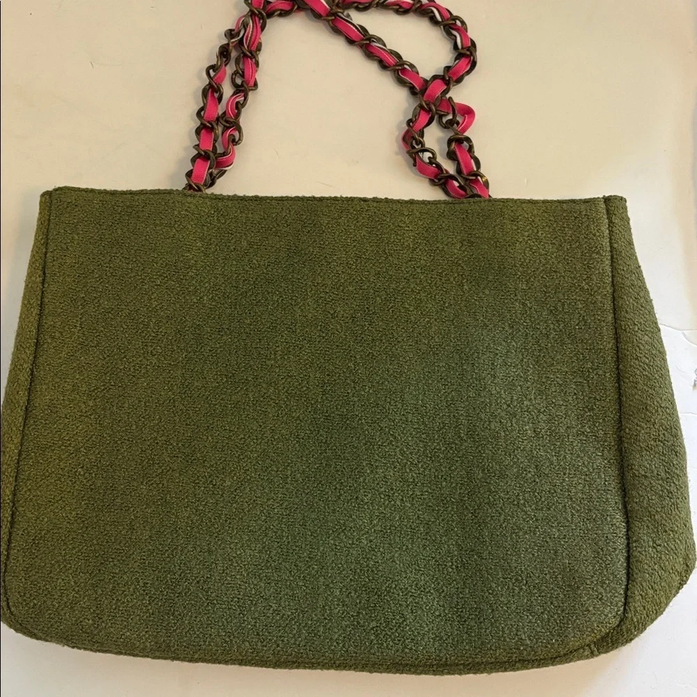 GOLDIE BRAND OLIVE/MOSS GREEN WOOL BAG PINK RIBBON THROUGHOUT BRASS HANDLE